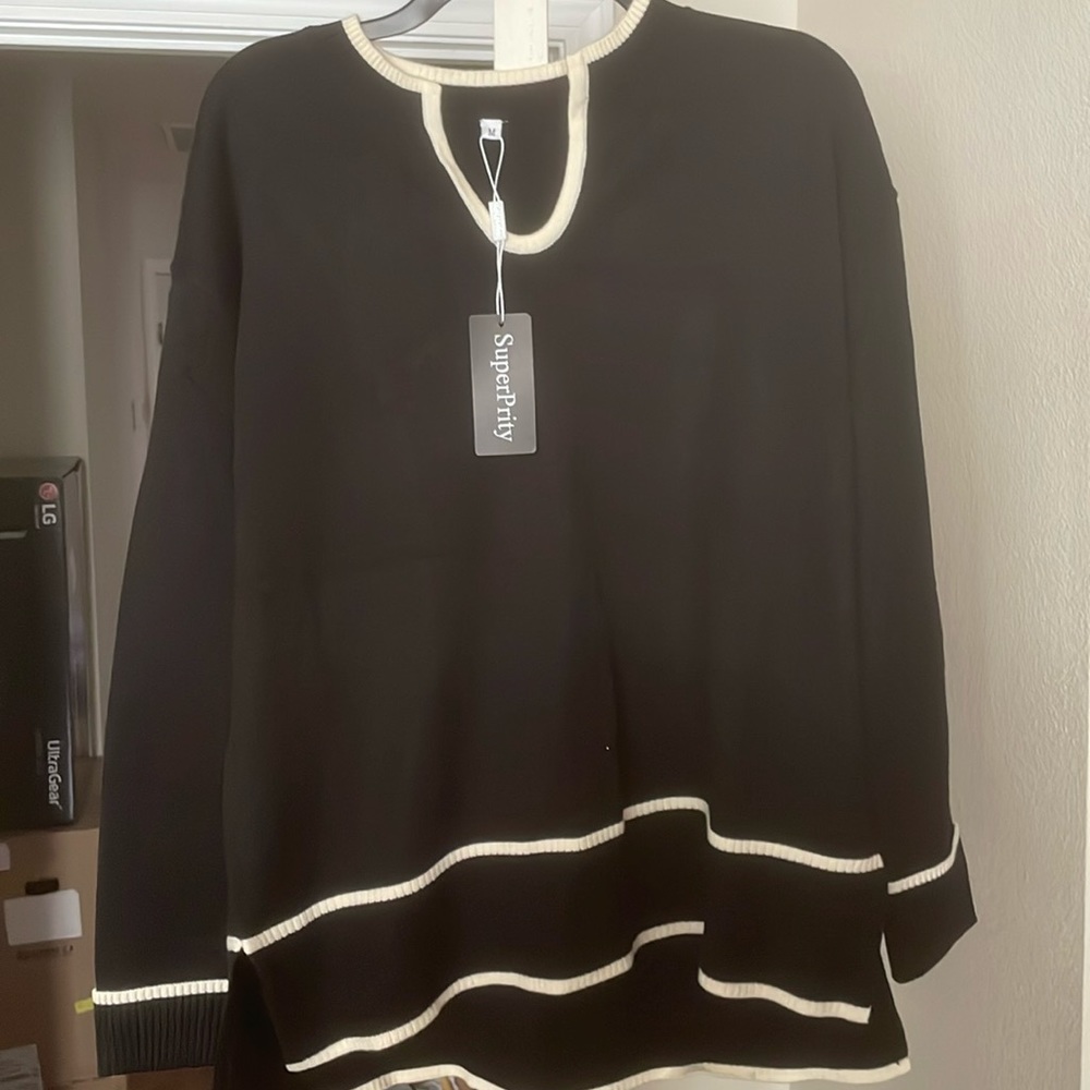 top and bottom set size M color black sweater and pants by superprity